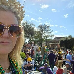 Meet your Posher, Sharon